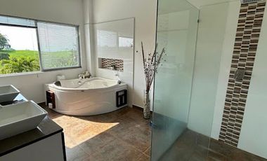 VENTA de CASAS en PEREIRA