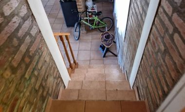 LINDA CASA EN VENTA EN CARLOS PAZ, EN BARRIO SOL Y RIO, A 4 CUADRAS DEL BALNEARIO.