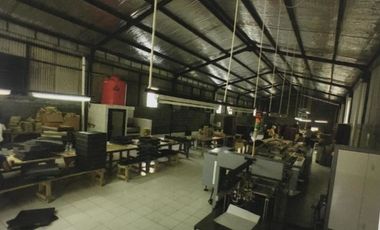 DIJUAL WORKSHOP/GUDANG di BUARAN, SERPONG. 2 lantai Bangunan Siap Pakai, Kondisi Baik, Akses Bagus