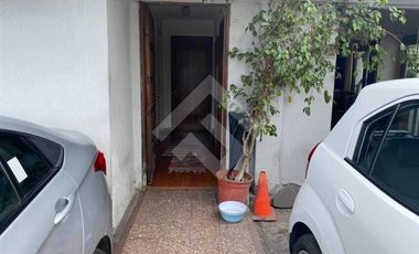 Local Comercial en Arriendo en Av. Bilbao cercano a Tomas Moro