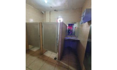 TERRENO EN VENTA 300 M 2 CENTRO EN ESQUINA 550 M 2 CONSTRUCCION