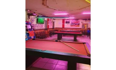 TERRENO EN VENTA 300 M 2 CENTRO EN ESQUINA 550 M 2 CONSTRUCCION