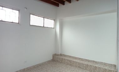casa en arriendo en barrio blanco. Cod A20706