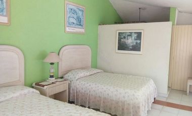 CASA EN RENTA EN TEQUESQUITENGO, A LA ORILLA DEL LAGO, POR DIA, POR FIN DE SEMANA, POR MES