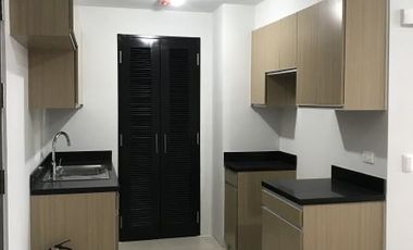 Ready for occupancy: 1 bedroom lower penthouse in BGC