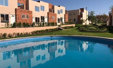 Casa Nueva en condominio 3 recamaras con alberca en Xochitepec, Mor.