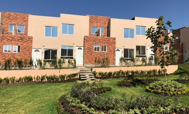 Casa Nueva en condominio 3 recamaras con alberca en Xochitepec, Mor.