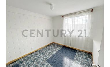 Oportunidad única! Casa con potencial comercial y excelente distribución