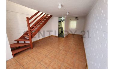 Oportunidad única! Casa con potencial comercial y excelente distribución