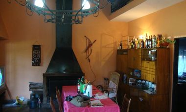Vende:Chalet