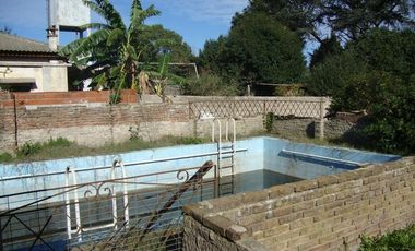 Vende:Chalet