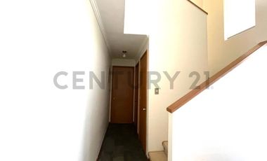 ARRIENDO LINDA Y AMPLIA PROPIEDAD ESTILO CHILENA EN SANTA ELENA CHICUREO NORTE