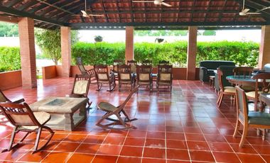 finca en venta en el cobrero. Cod V8838125