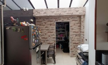 casa en venta en tiquiza. Cod V5606