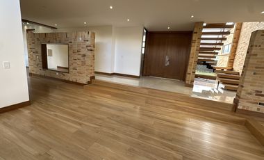 casa en venta en cajica milla de oro. Cod V5459