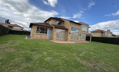 casa en venta en cajica milla de oro. Cod V5459