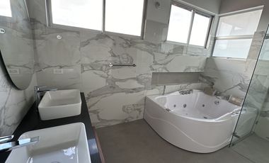 casa en venta en cajica milla de oro. Cod V5459