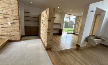 casa en venta en cajica milla de oro. Cod V5459