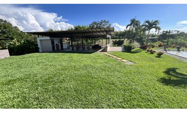VENTA DE CASA CAMPESTRE EN MONTENEGRO, QUINDO, COLOMBIA