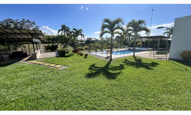 VENTA DE CASA CAMPESTRE EN MONTENEGRO, QUINDO, COLOMBIA