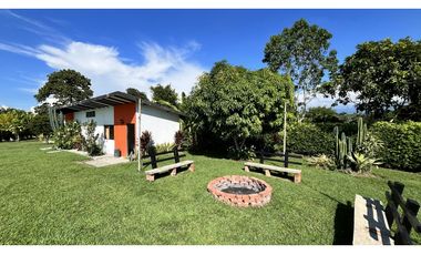 VENTA DE CASA CAMPESTRE EN MONTENEGRO, QUINDO, COLOMBIA