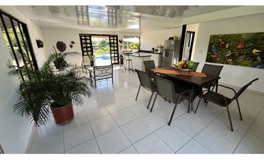 VENTA DE CASA CAMPESTRE EN MONTENEGRO, QUINDO, COLOMBIA