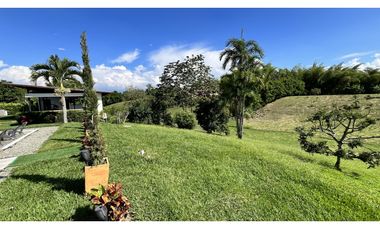 VENTA DE CASA CAMPESTRE EN MONTENEGRO, QUINDO, COLOMBIA