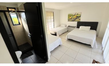 VENTA DE CASA CAMPESTRE EN MONTENEGRO, QUINDO, COLOMBIA