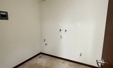 OPORTUNIDAD ESTRENA CASA EN VENTA DE LOMAS