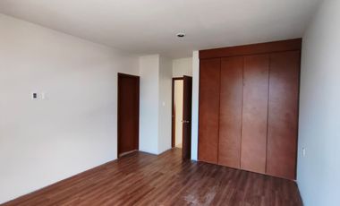 OPORTUNIDAD ESTRENA CASA EN VENTA DE LOMAS