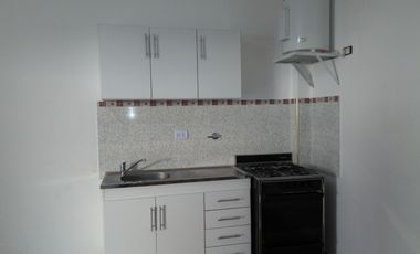LA TABLADA -ASAMBLEA AL 2700 -  VENTA -DEPARTAMENTO DE  3 AMBIENTES