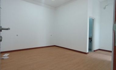 Rumah 2 Lantai Siap Huni di Kota Jogja dekat MCD Sultan Agung
