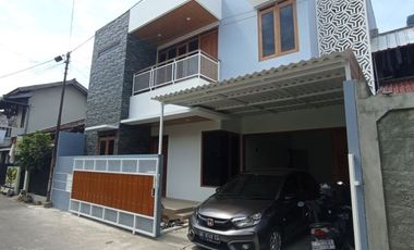 Rumah 2 Lantai Siap Huni di Kota Jogja dekat MCD Sultan Agung