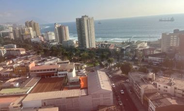 Se arrienda hermoso departamento amoblado vista al mar sector Barrio Brasil
