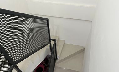 Rumah Terawat 2 Lt di Bekasi 15 Mnt ke RS Tarumajaya Bisa KPR J-45055