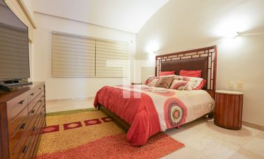 Casa en renta Isla Victoria de 3 recámaras en Isla Dorada Zona Hotelera Cancún