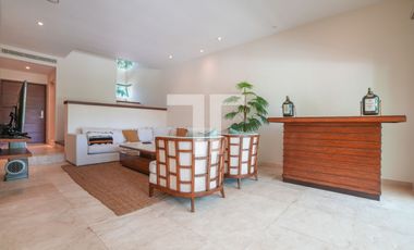 Casa en renta Isla Victoria de 3 recámaras en Isla Dorada Zona Hotelera Cancún