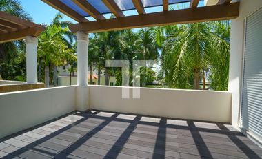 Casa en renta Isla Victoria de 3 recámaras en Isla Dorada Zona Hotelera Cancún