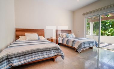 Casa en renta Isla Victoria de 3 recámaras en Isla Dorada Zona Hotelera Cancún