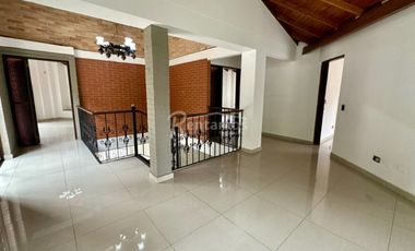 comercial (casa para comercio) en arriendo en alcazares. Cod A777032
