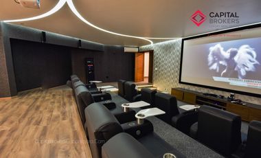 Casa en Venta de Lujo en Puerta de Hierro con Elevador y Cine