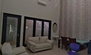 Rumah Hook 2 Lantai Central Park A.Yani