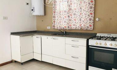 Departamento en VENTA 2 ambientes con patio - SOLARES DE Moreno 3