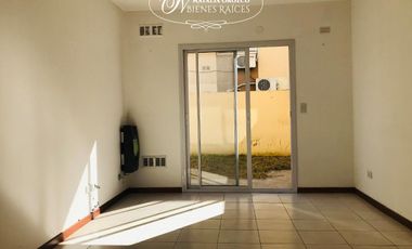 Departamento en VENTA 2 ambientes con patio - SOLARES DE Moreno 3