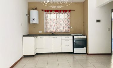 Departamento en VENTA 2 ambientes con patio - SOLARES DE Moreno 3