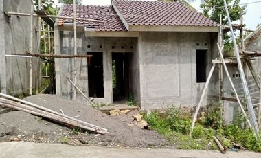 RUMAH PALING MURAH PROMO HANYA 10 UNIT PERTAMA DISEDAYU BANTUL