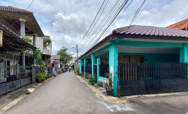 Rumah LT 184 SHM 7 Menit ke Kebayoran Park Mall Siap KPR  J-42274