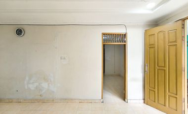 Rumah LT 184 SHM 7 Menit ke Kebayoran Park Mall Siap KPR  J-42274