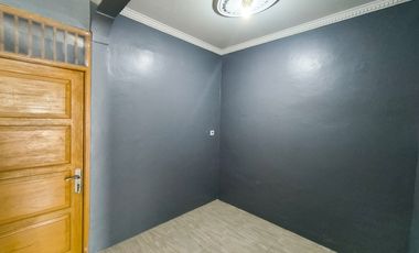 Rumah LT 184 SHM 7 Menit ke Kebayoran Park Mall Siap KPR  J-42274