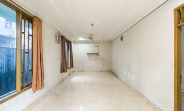 Rumah LT 184 SHM 7 Menit ke Kebayoran Park Mall Siap KPR  J-42274